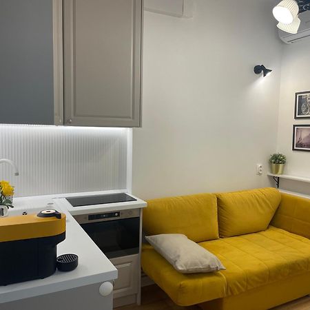 Studio Alice Romana Square Apartment บูคาเรสต์ ภายนอก รูปภาพ