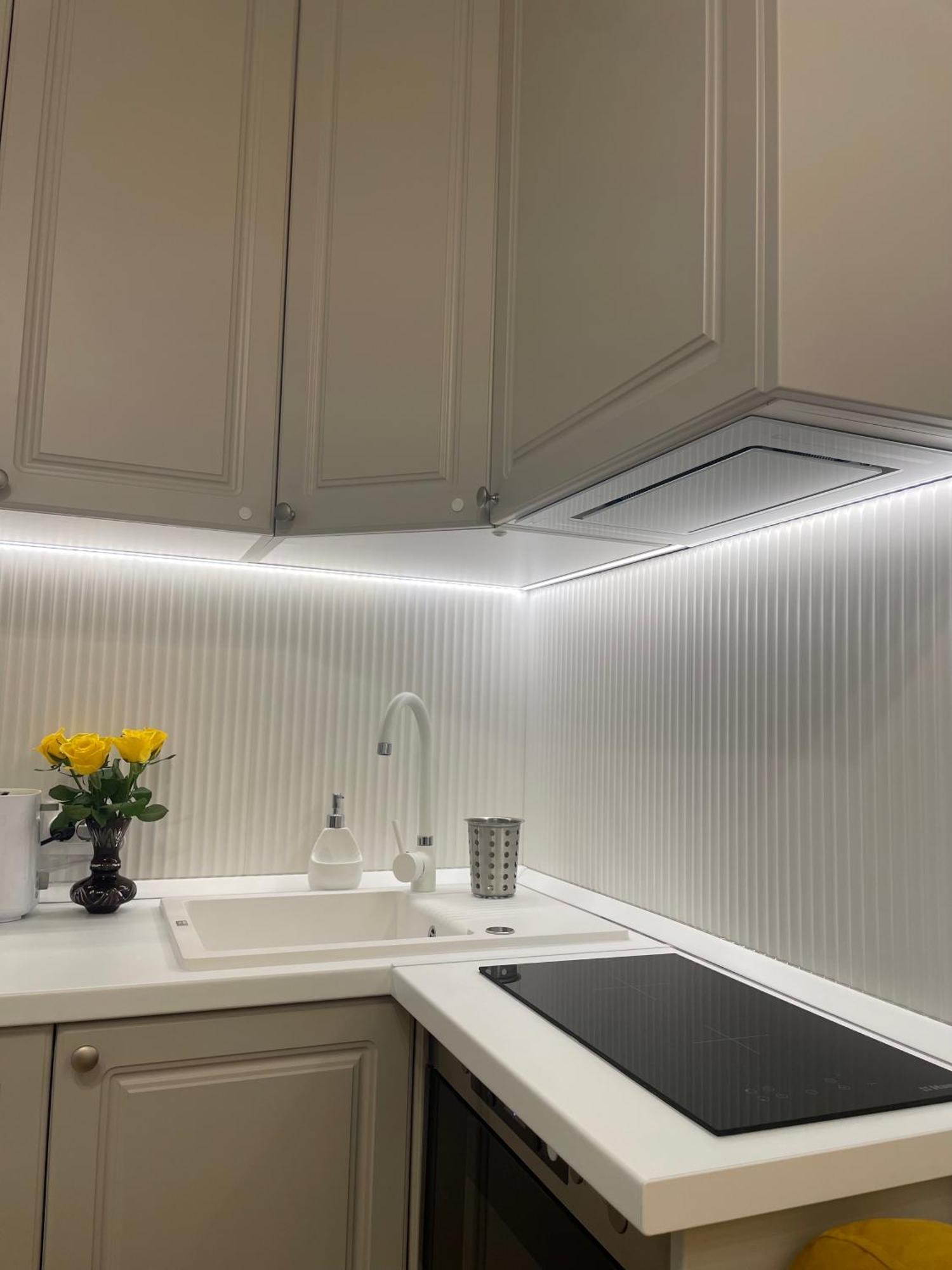 Studio Alice Romana Square Apartment บูคาเรสต์ ภายนอก รูปภาพ