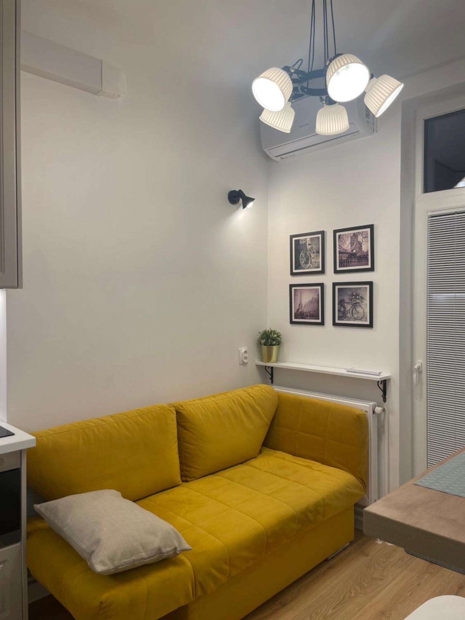 Studio Alice Romana Square Apartment บูคาเรสต์ ภายนอก รูปภาพ