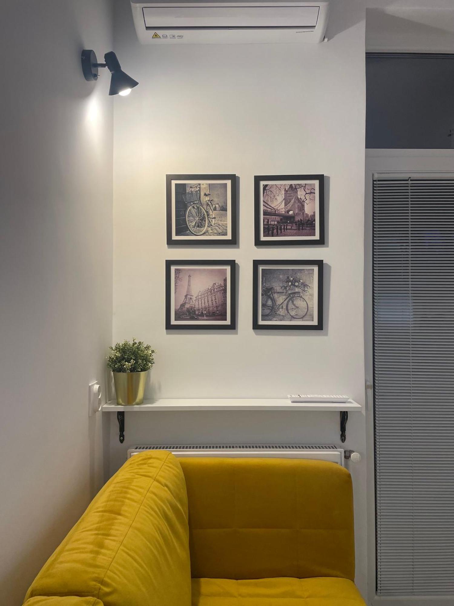 Studio Alice Romana Square Apartment บูคาเรสต์ ภายนอก รูปภาพ