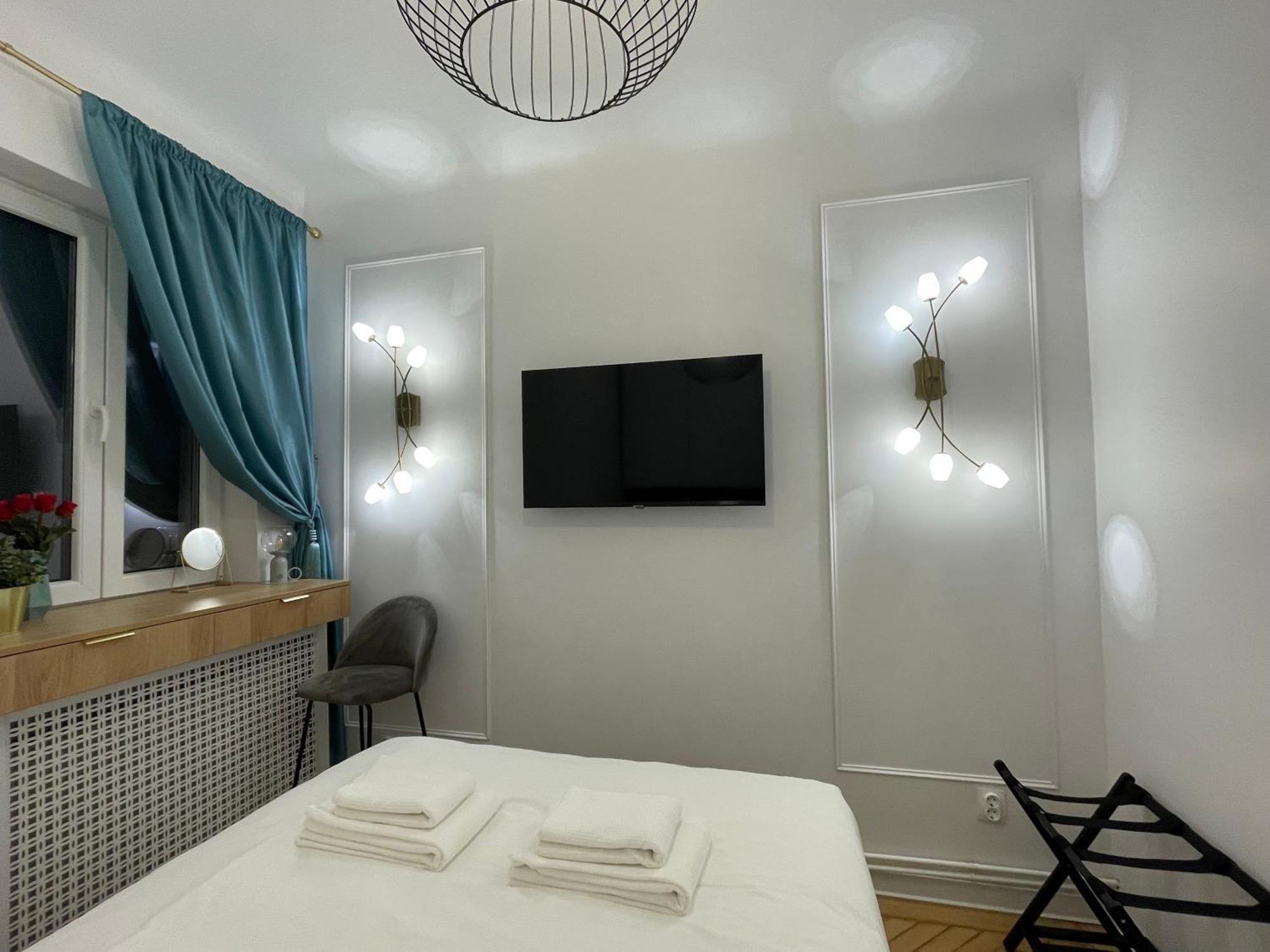 Studio Alice Romana Square Apartment บูคาเรสต์ ภายนอก รูปภาพ